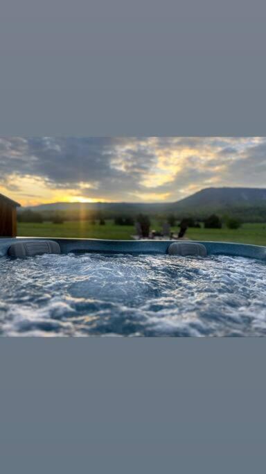 Villa Holly Tree Retreat Located In Beautiful Luray, Va. Extérieur photo