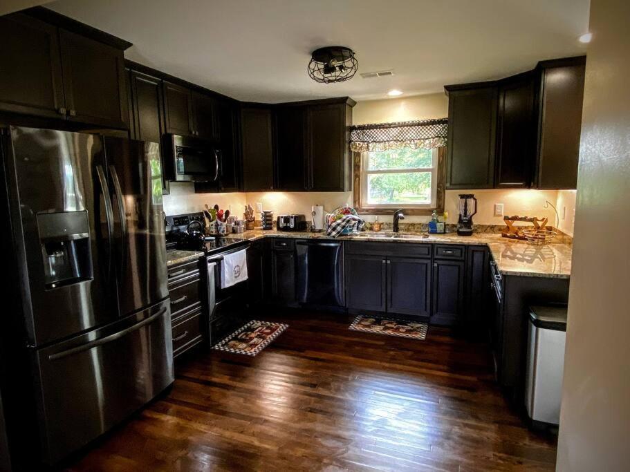 Villa Holly Tree Retreat Located In Beautiful Luray, Va. Extérieur photo