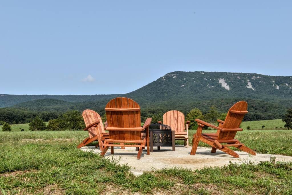 Villa Holly Tree Retreat Located In Beautiful Luray, Va. Extérieur photo