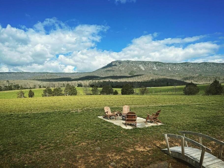 Villa Holly Tree Retreat Located In Beautiful Luray, Va. Extérieur photo