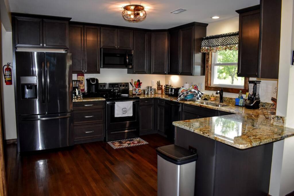 Villa Holly Tree Retreat Located In Beautiful Luray, Va. Extérieur photo